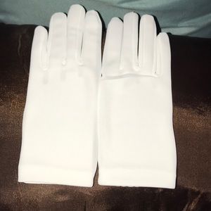 2for15 NWT lFormal Gloves for Kids